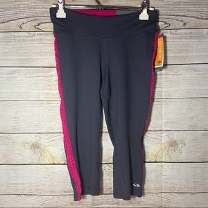 Women’s Champion Capri leggings size M NWT